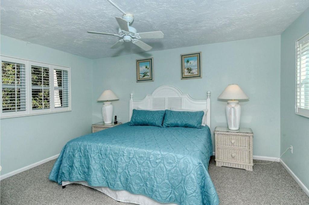 Laplaya 201C Breathtaking Gulf Panorama From This Corner End Unit With A Private Stairway To The Beach Longboat Key Eksteriør billede